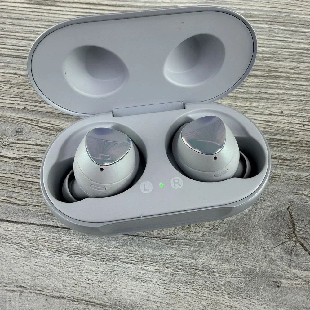 Samsung Galaxy Buds R170 Silver Wireless Bluetooth Earbuds Tested Working